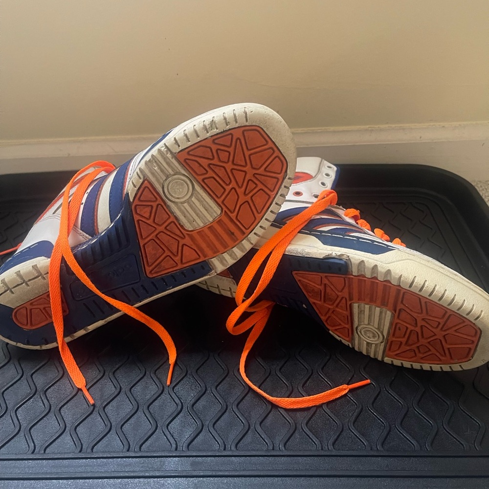 Adidas Attitude Hi Retro
Sneakers - White/Blue/Orange
(Men's 8.5) - Picture 3 of 8